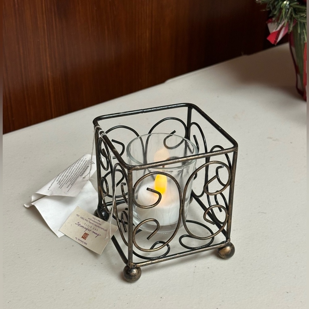Home Interiors Metal square tea light holder